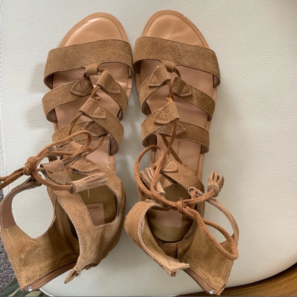 Dolce Vita gladiator sandals with fringe tassel s 9.5